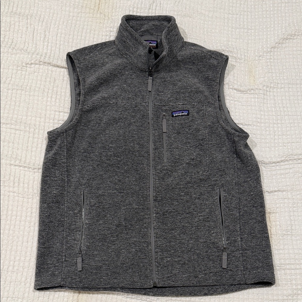 Men's Large Patagonia Charcoal Sleeveless Fleece